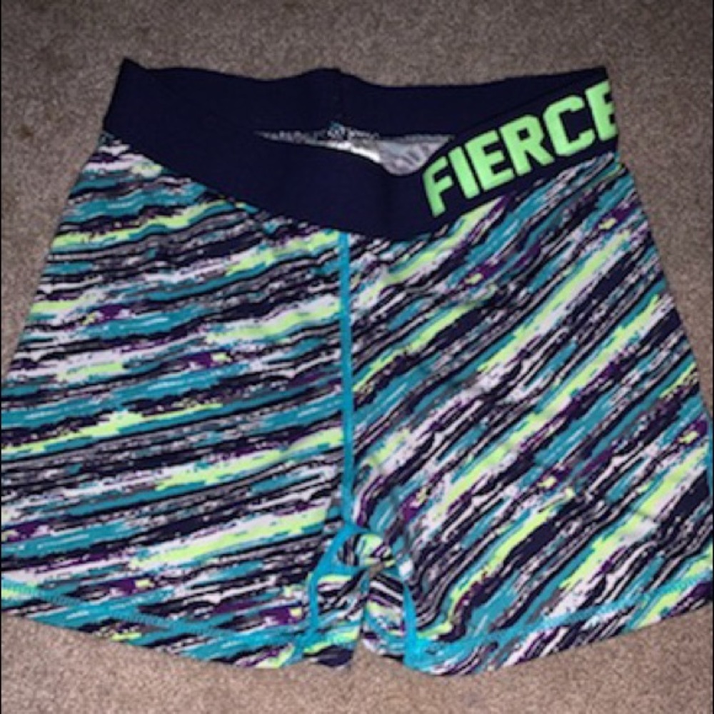 Old Navy Dri-Fit volleyball shorts//size small